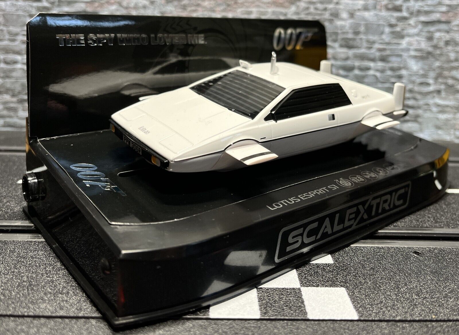 1/32 Coche Slot James Bond Lotus Esprit S1 "El Espía,El Mich Amado "u-Boot C4359