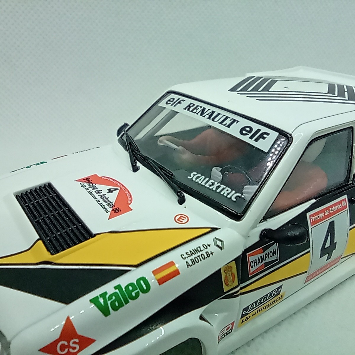 Carroceria Coche Scalextric Renault 5 Maxi #4 Principe de Asturias 1986 C. Sainz