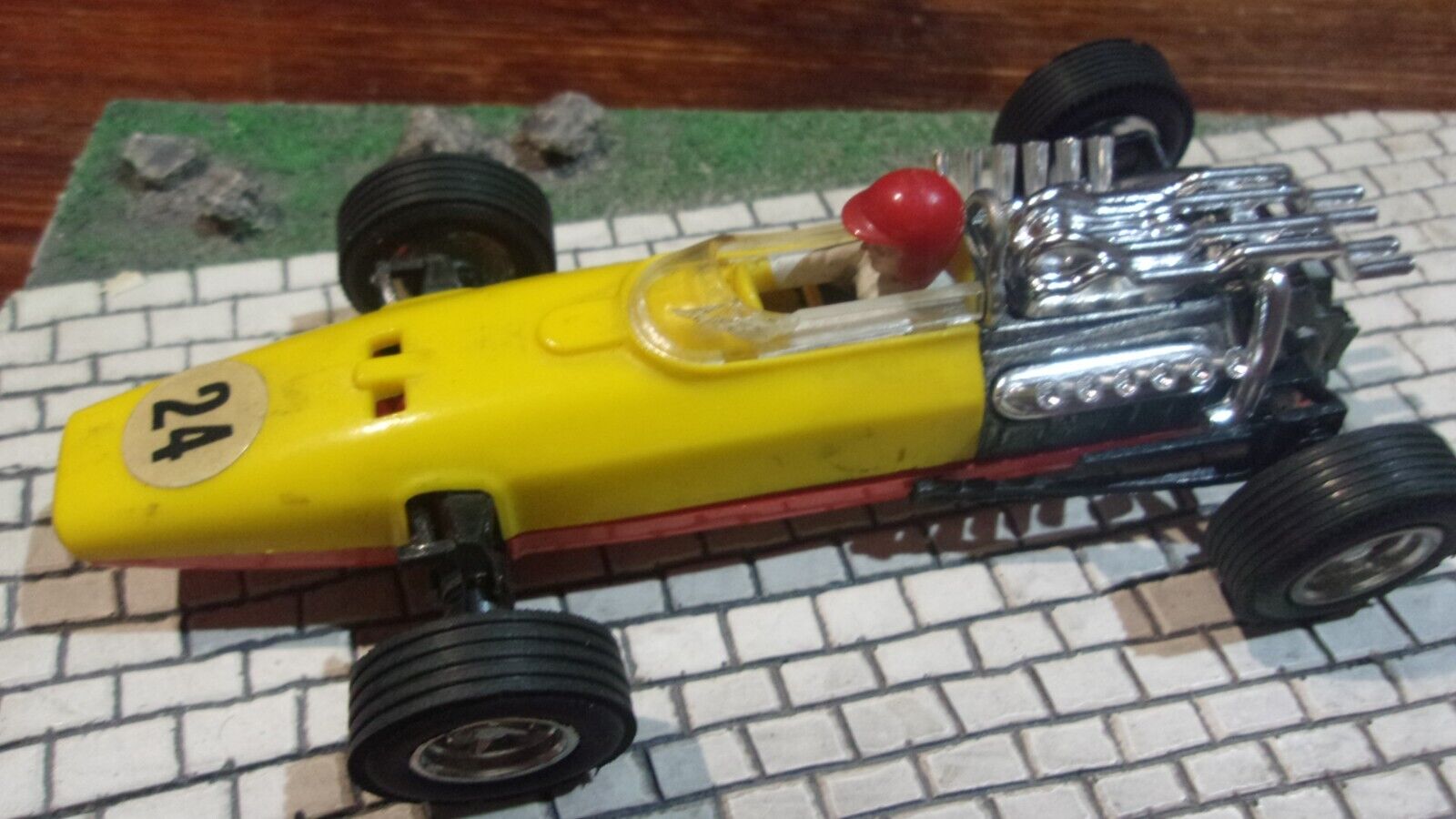 SCALEXTRIC EXIN HONDA F1 AMARILLO LIMÓN 1ª SERIE COMPLETO Y FUNCIONANDO