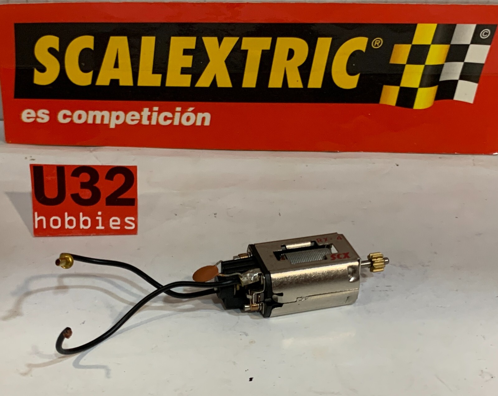 SCALEXTRIC MOTOR RX-4 + CABLES