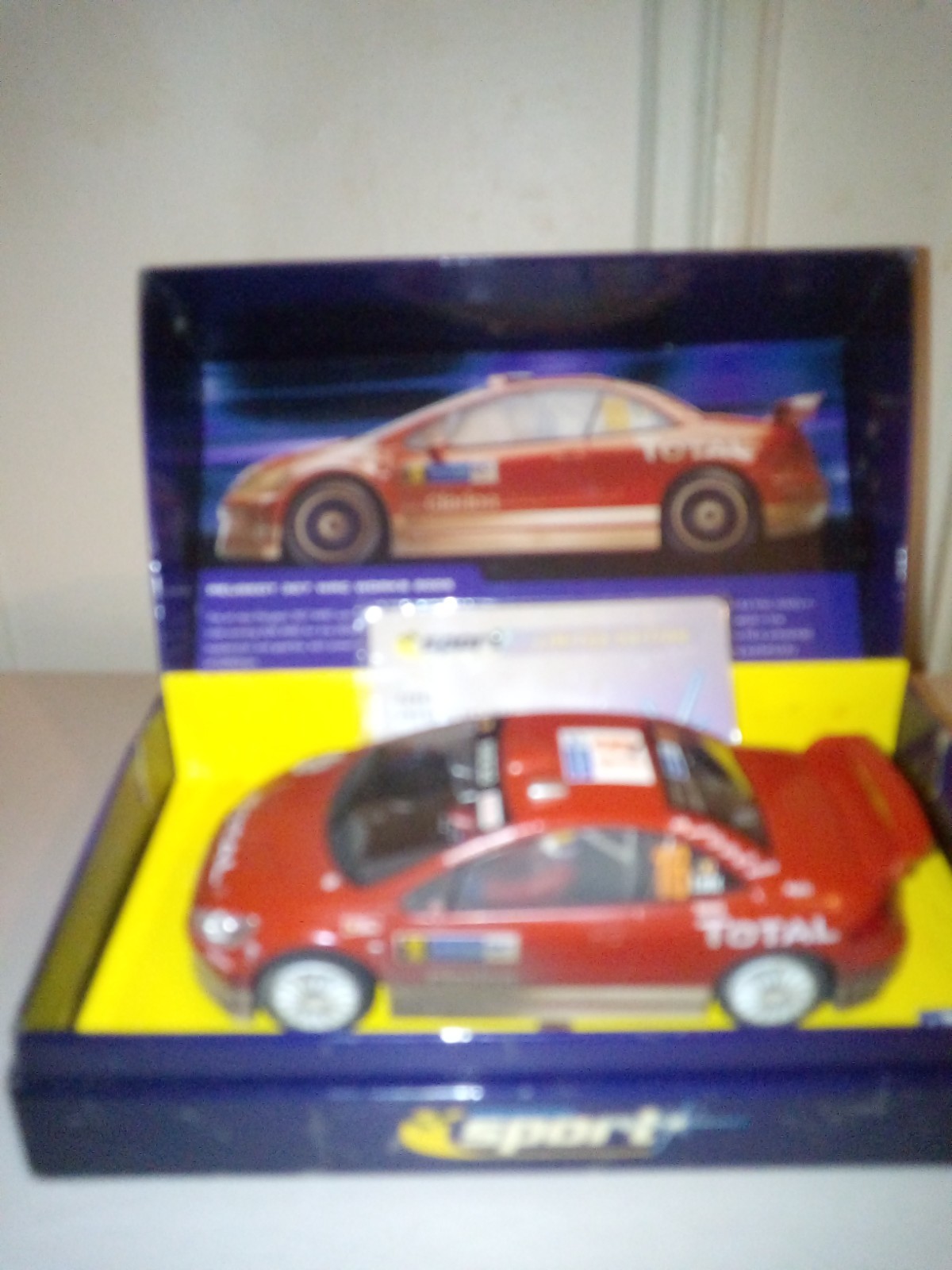 SCALEXTRIC SPORT UK PEUGEOT 307 WRC No 292 édition limited à 4000 ex + lumières