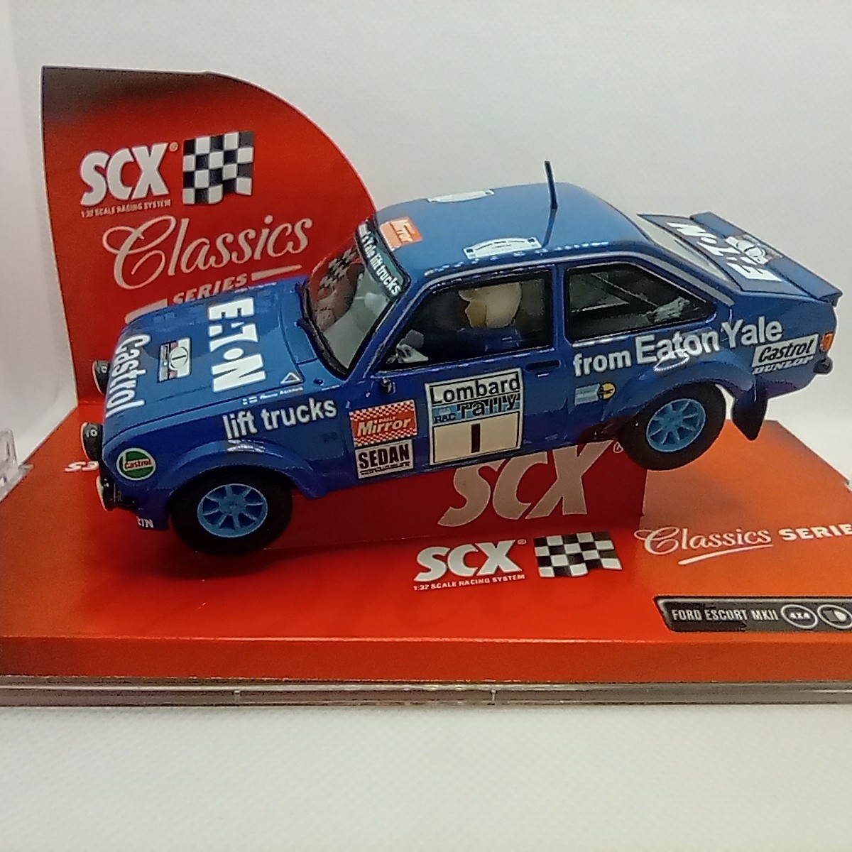 Slot Car Scalextric SCX Ford Escort MKII Eaton Yale #1 1/32 63550 Espejos rotos